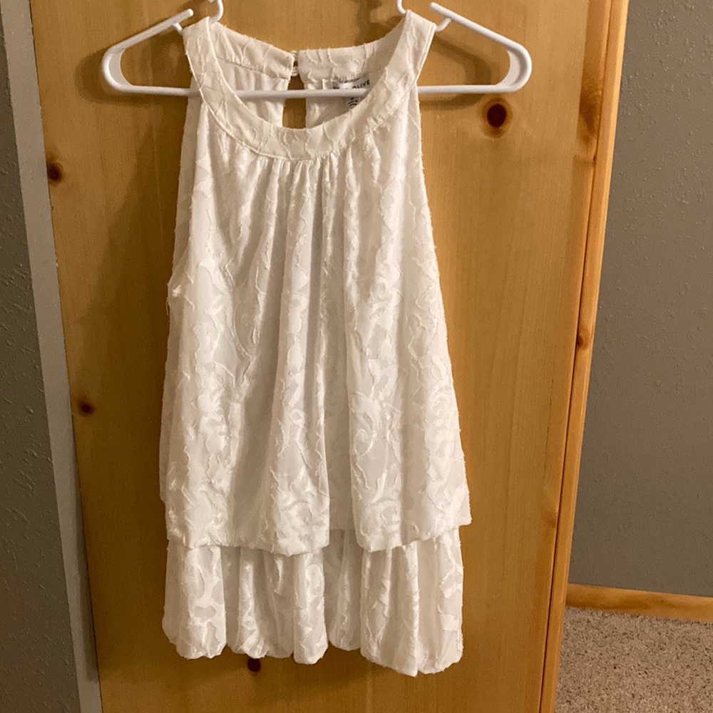 White Floral-Stitch Tank